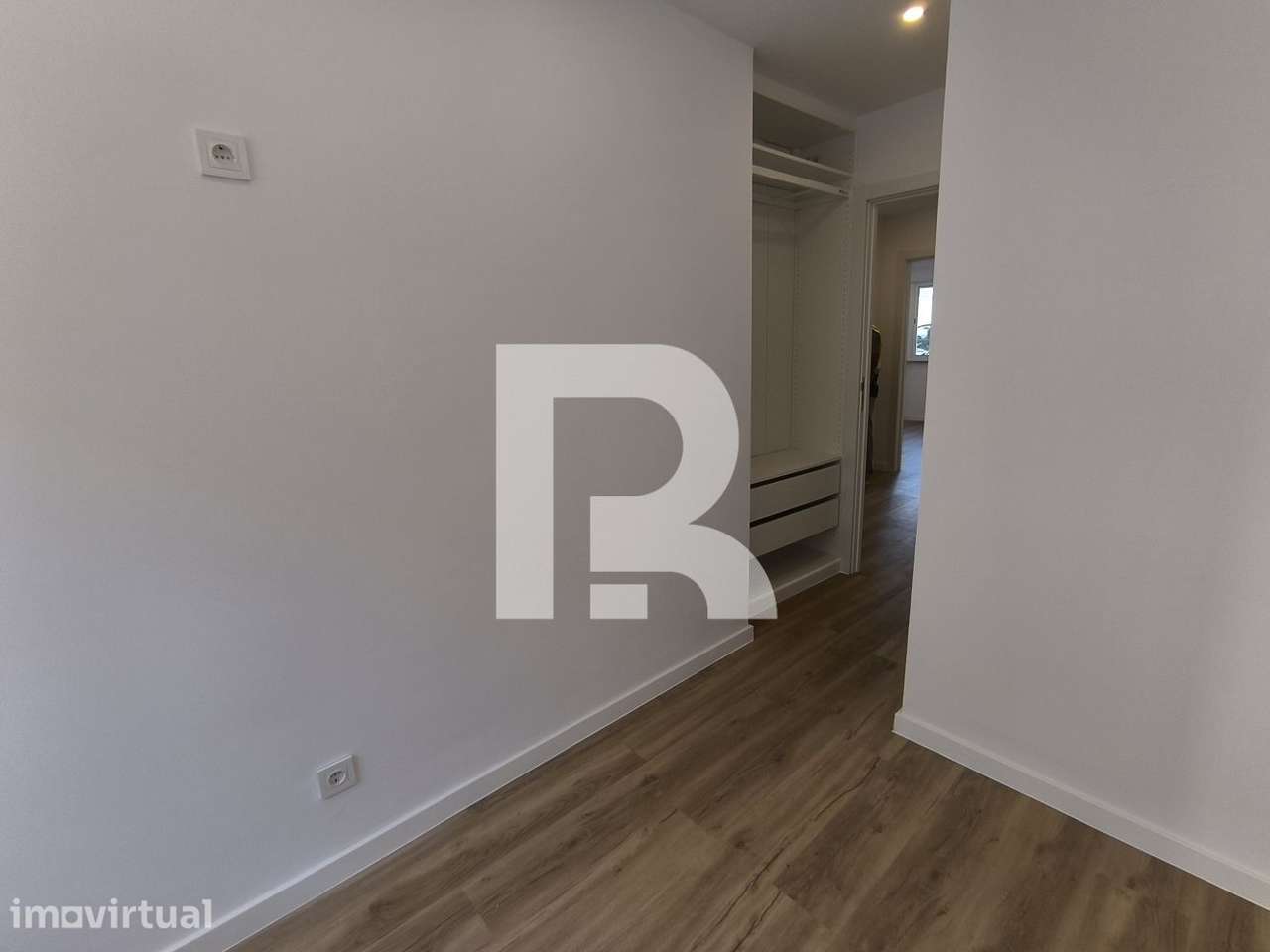 Apartamento T2 totalmente remodelado em Odivelas - Grande imagem: 5/18