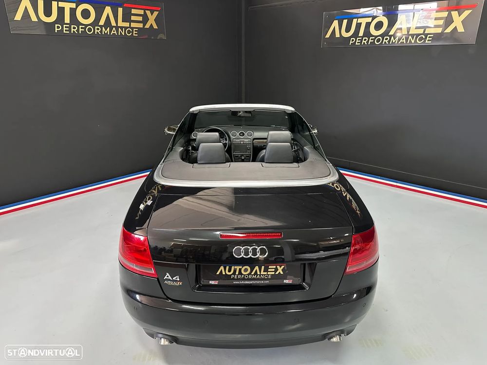 Audi A4 Cabrio 2.0 TDi Exclusive - 54