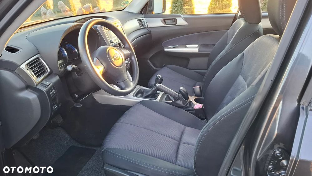 Subaru Forester 2.0X Active - 10