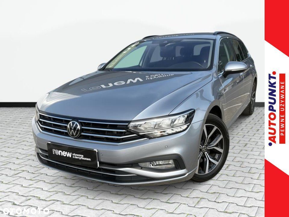 Volkswagen Passat - 1
