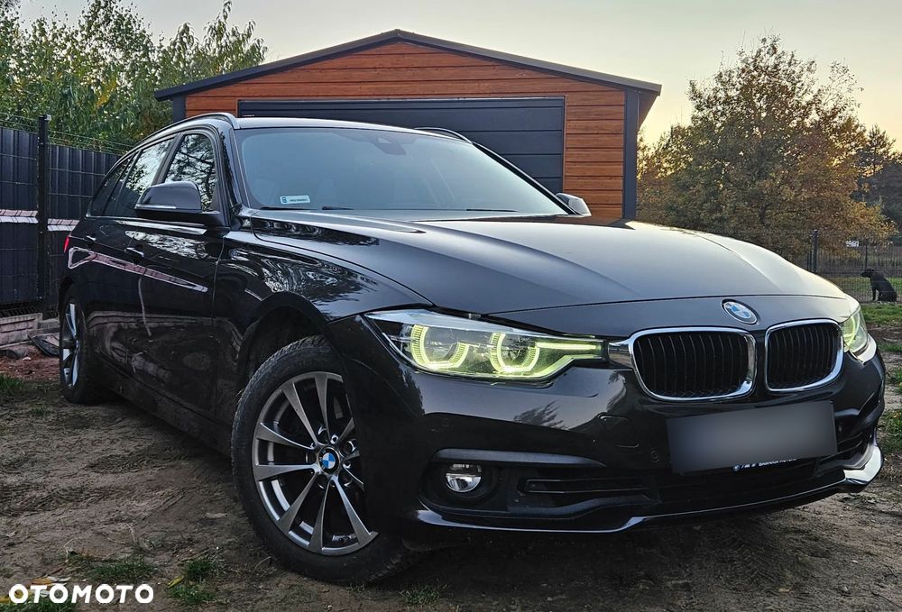 BMW Seria 3 330d xDrive Sport-Aut Luxury Line - 1