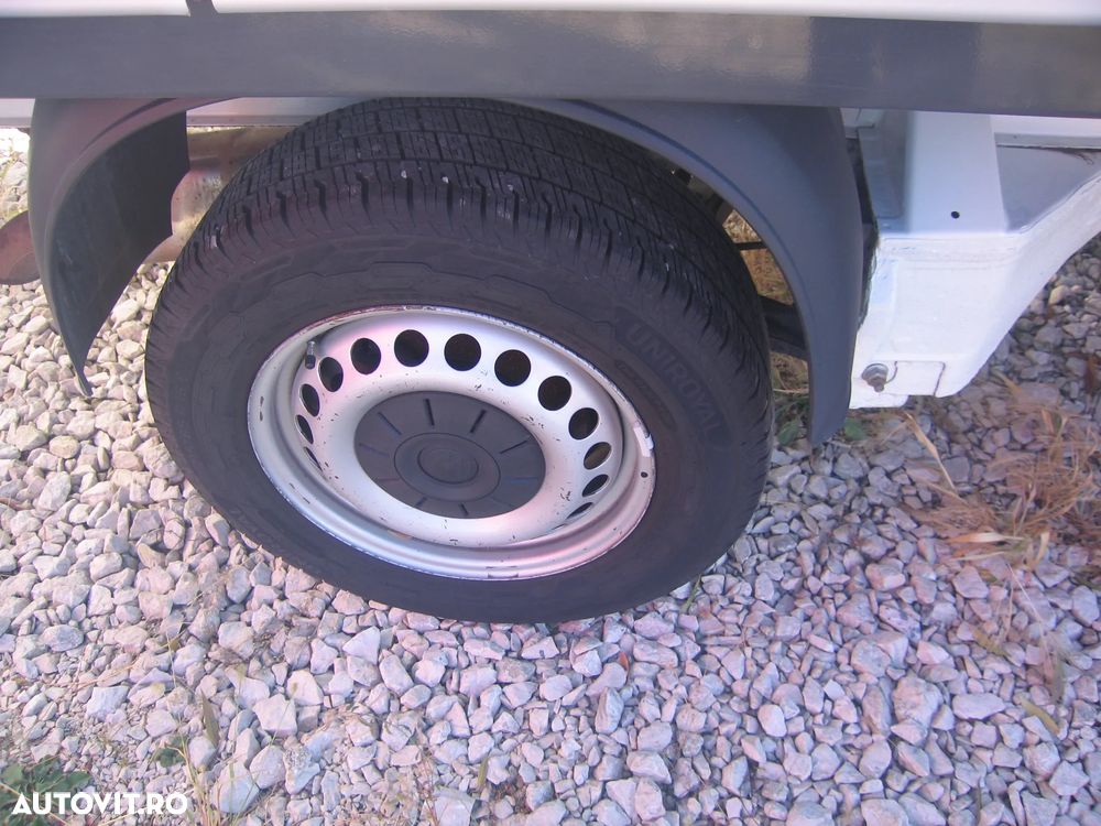 Volkswagen TRANSPORTER T6 , 6 LOC. PLATFORMA MIXTA , AC. - 30