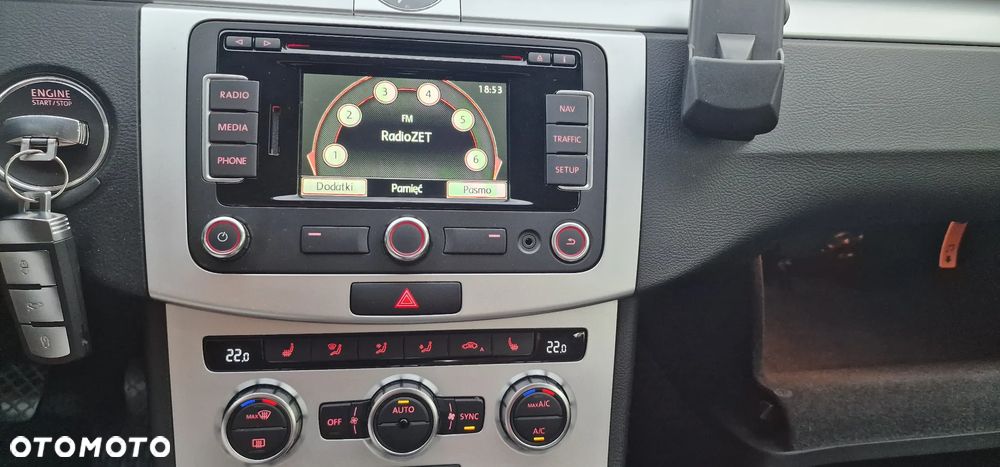 Volkswagen Passat 2.0 TDI 4Motion Comfortline - 24