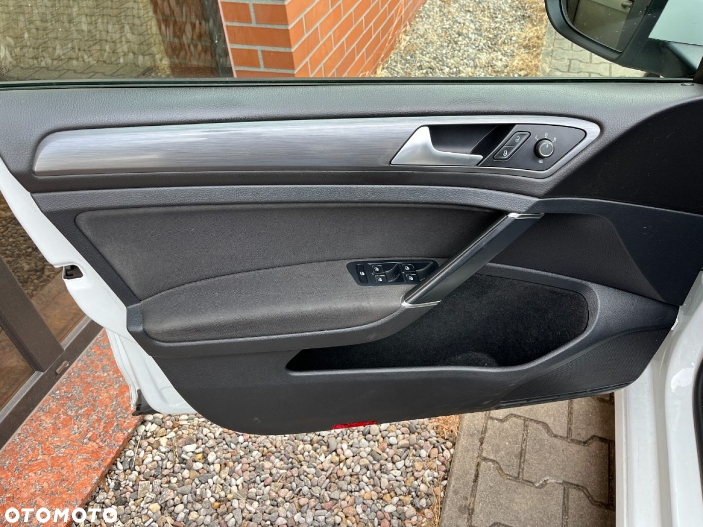 Volkswagen Golf - 18