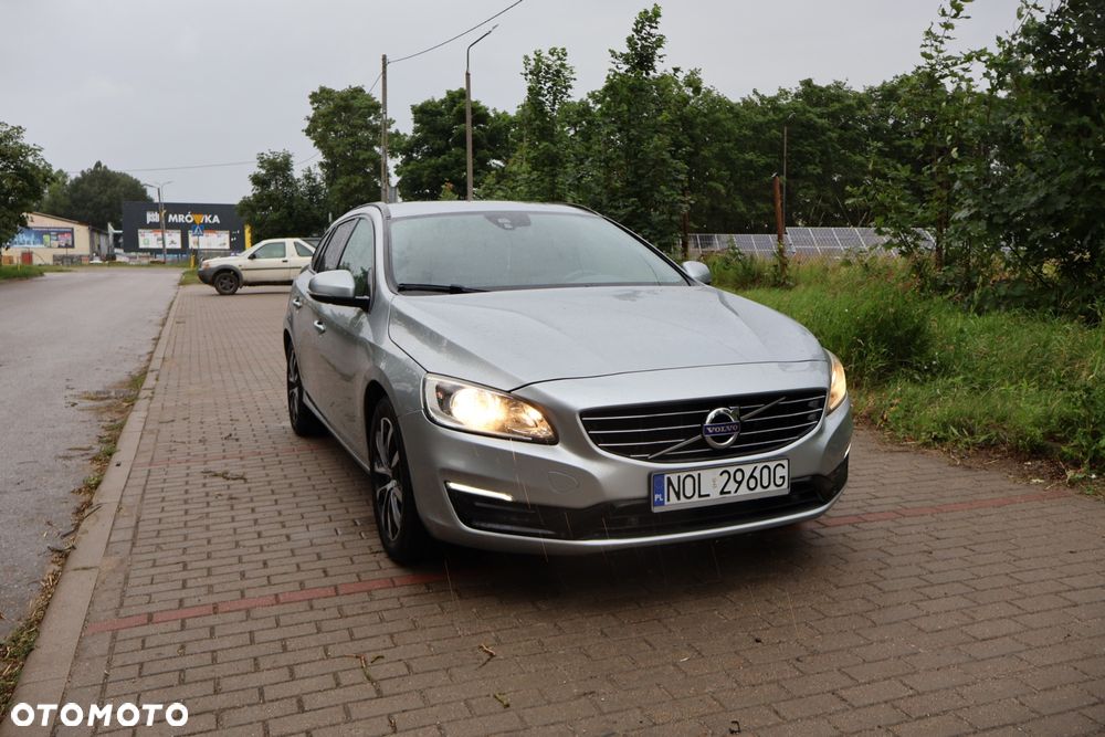 Volvo V60 D2 - 1