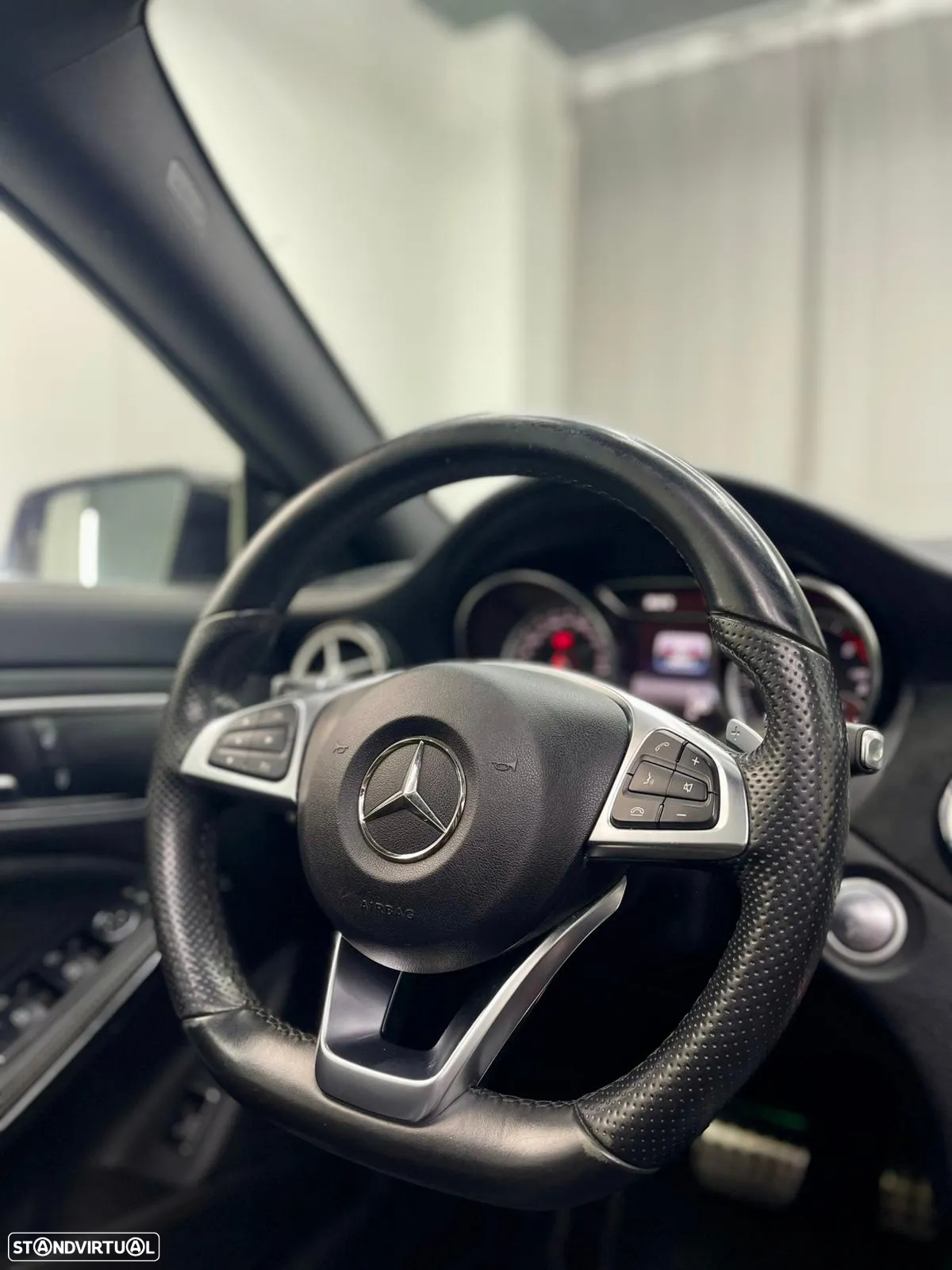 Mercedes-Benz CLA 200 d Shooting Brake AMG Line Aut. - 14