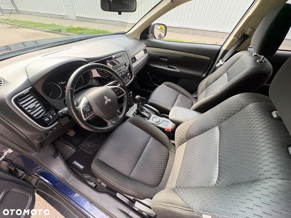 Mitsubishi Outlander 2.2 DID Intense + 4WD - 8