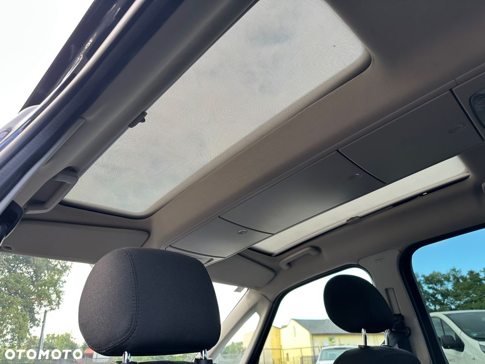 Ford Galaxy 2.0 TDCi Platinium X - 31