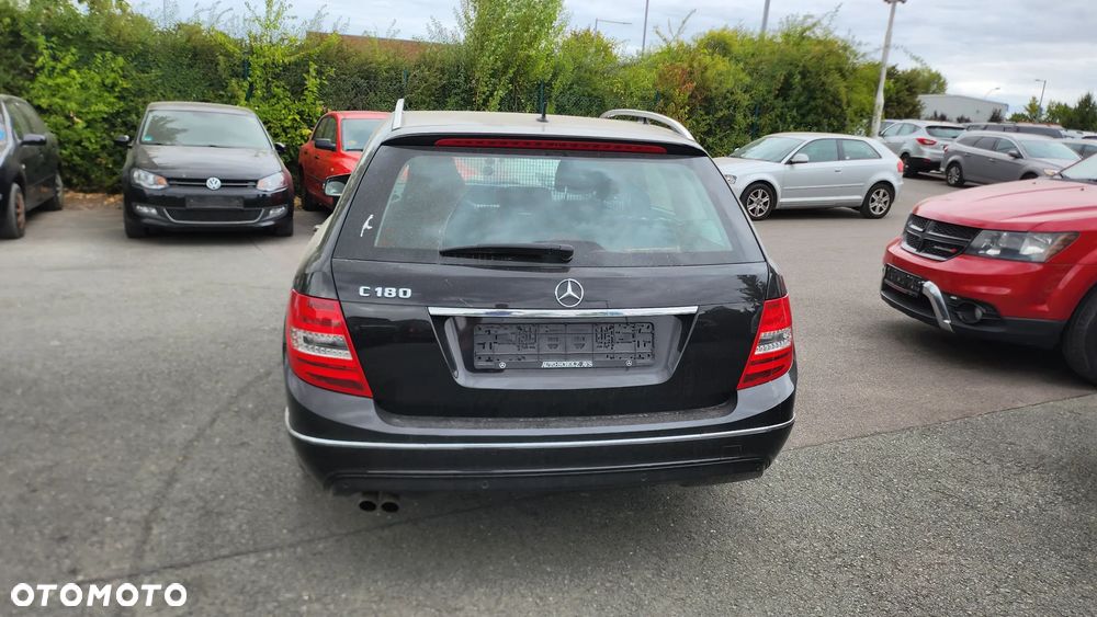 Mercedes-Benz Klasa C 180 (BlueEFFICIENCY) 7G-TRONIC Avantgarde - 27