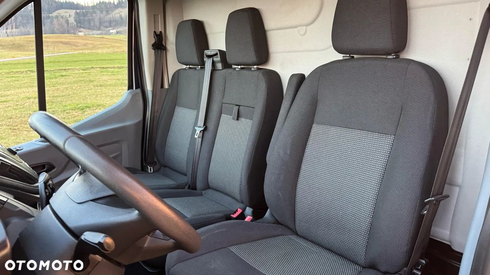 Ford Transit - 6