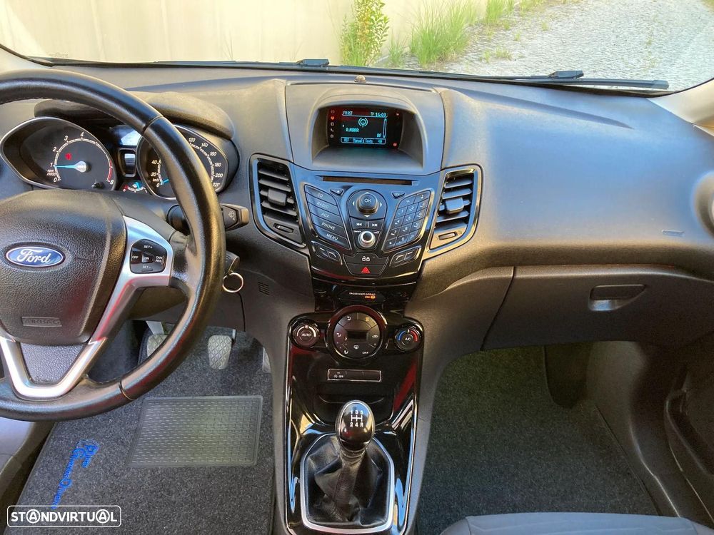 Ford Fiesta 1.0 S&S Titanium - 17