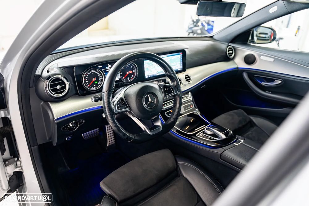 Mercedes-Benz E 220 d AMG Line - 28