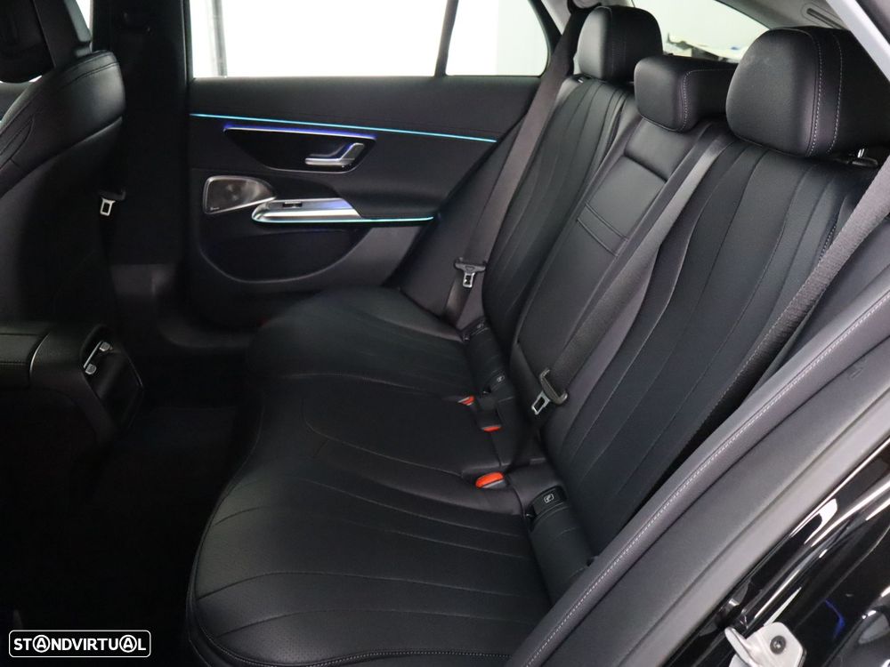Mercedes-Benz E 300 de 4Matic All-Terrain - 13