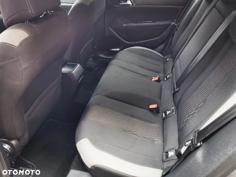 Peugeot 308 e-HDi 115 Stop & Start Access - 9