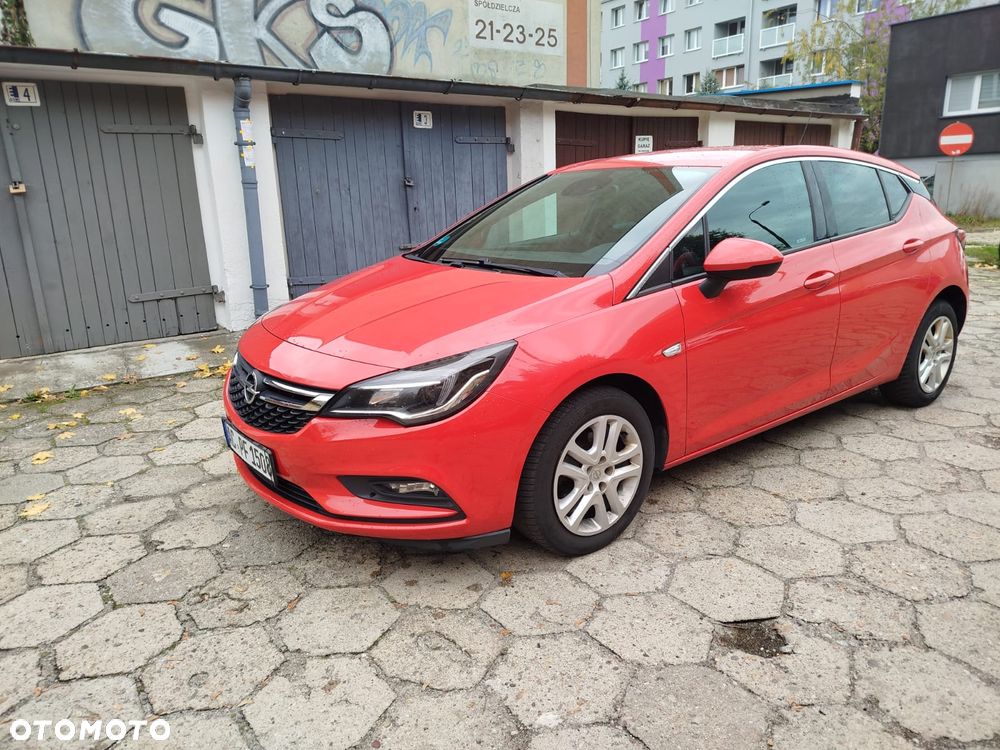 Opel Astra 1.4 T Dynamic S&S - 11