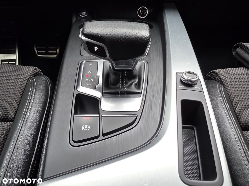 Audi A4 Avant 2.0 TDI DPF clean diesel multitronic S line Sportpaket - 26