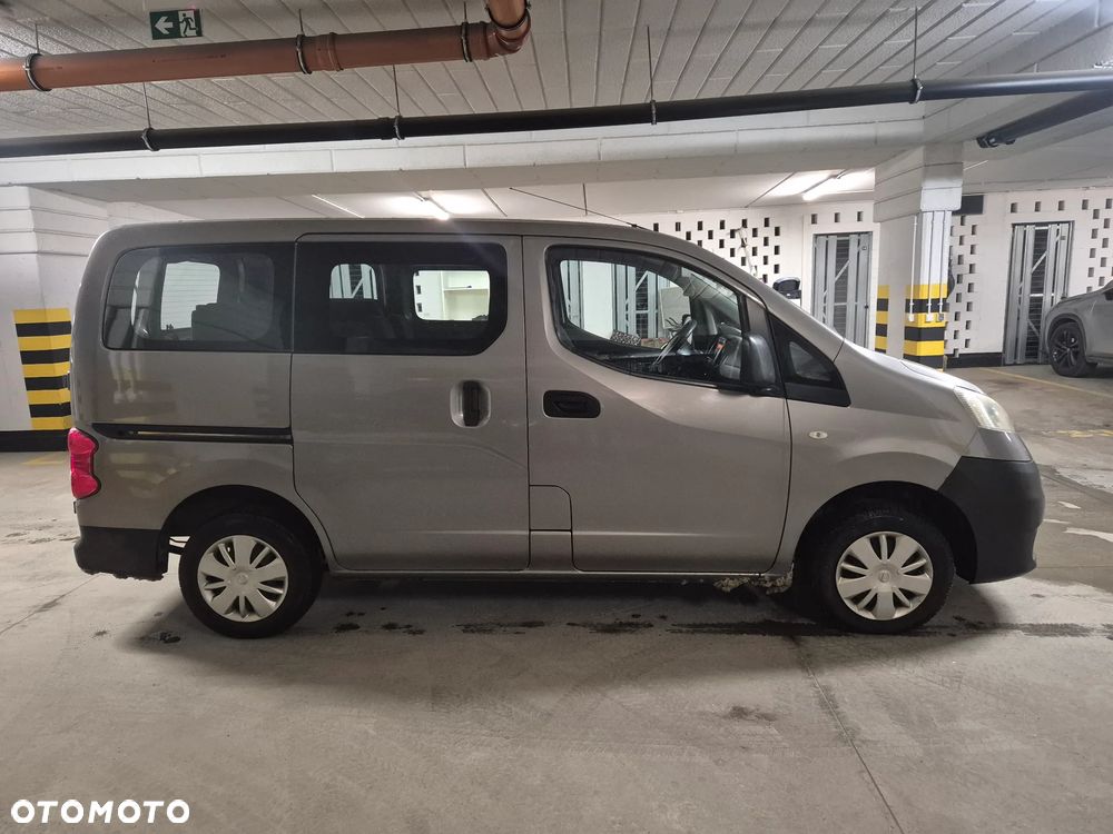 Nissan NV200 - 6