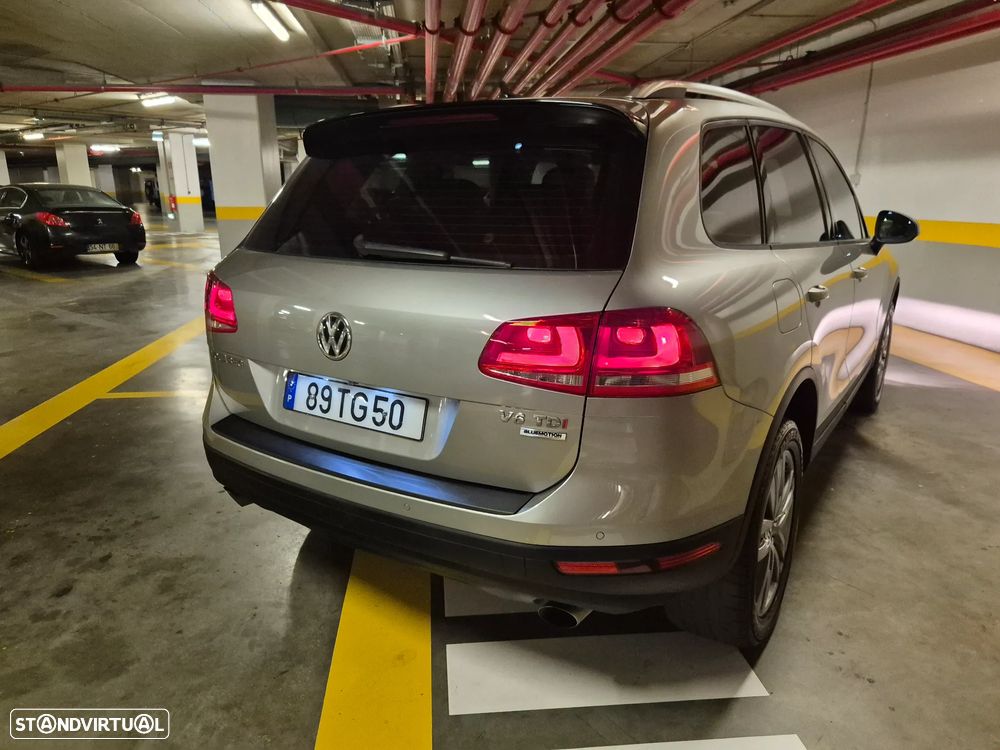 VW Touareg 3.0 TDI V6 Executive Edition - 14