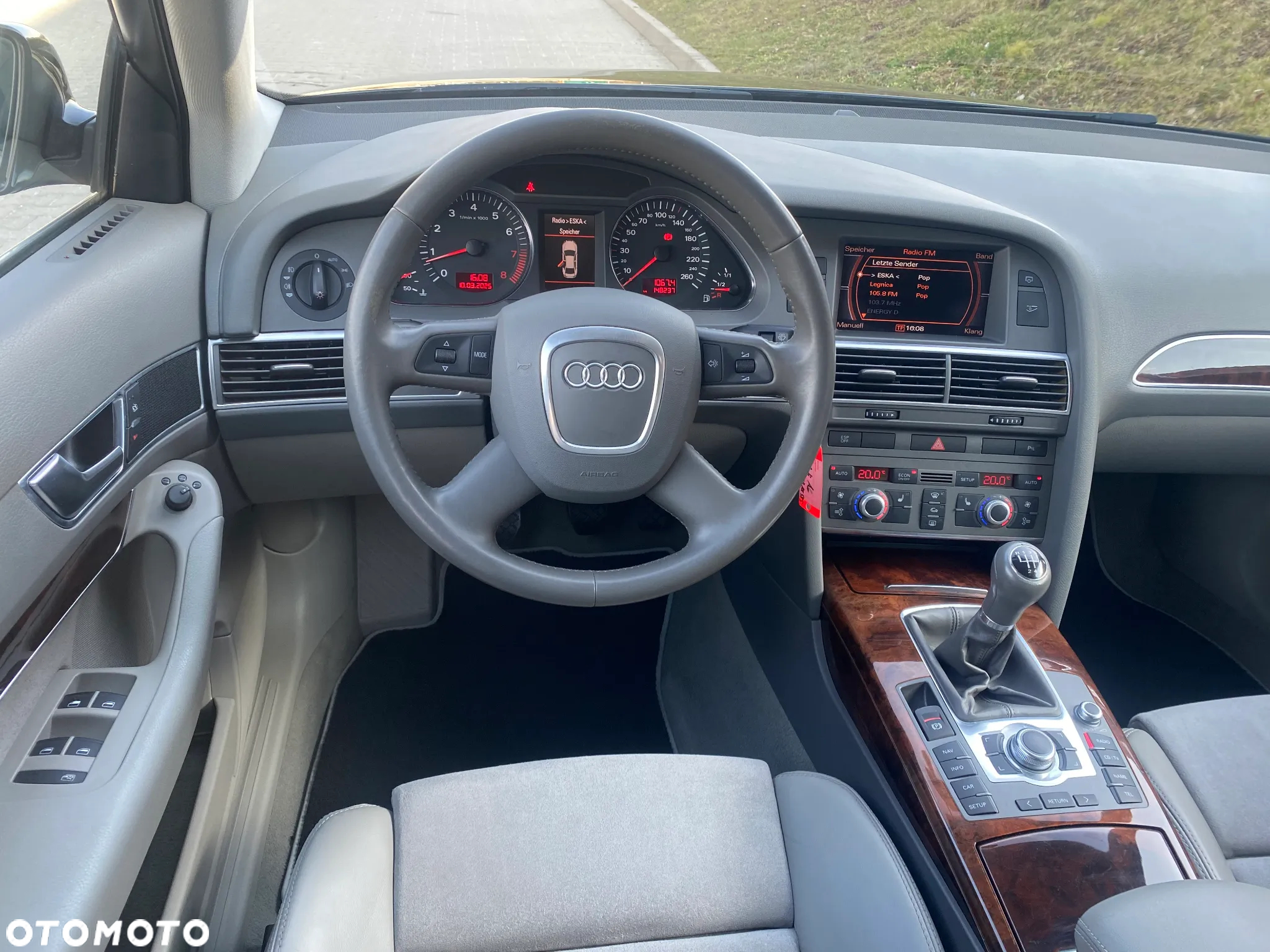 Audi A6 Avant 2.4 - 23