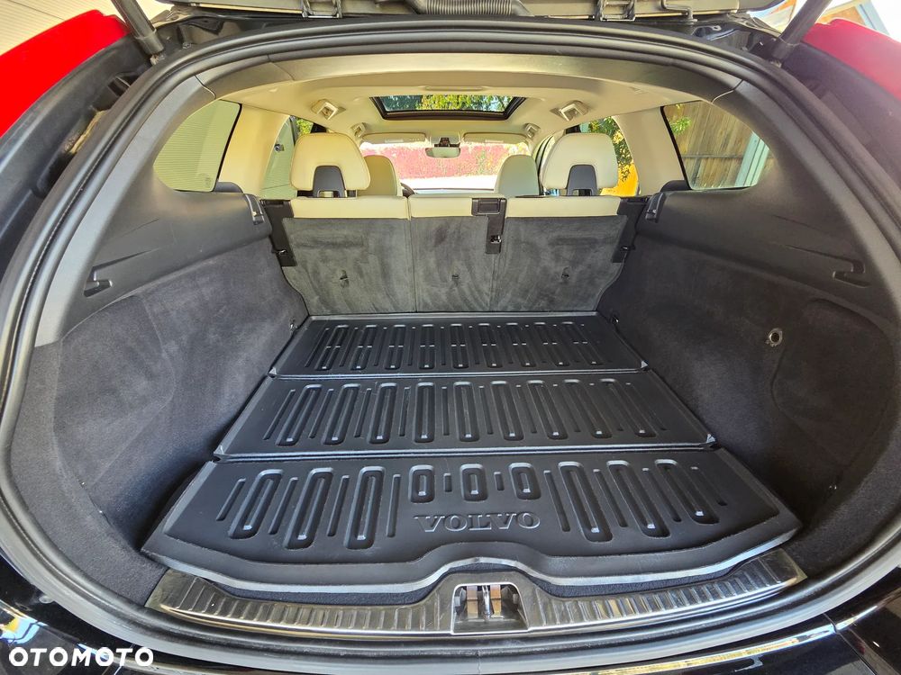 Volvo XC 60 T6 AWD Geartronic Summum - 20