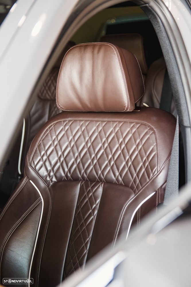 BMW 740 d xDrive Pack M Auto - 13