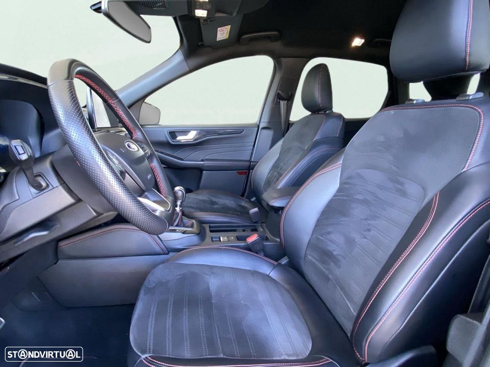 Ford Kuga 1.5 EcoBoost ST-Line - 22