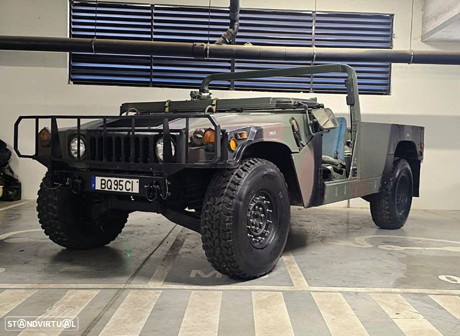 Hummer H1 Humvee - 4