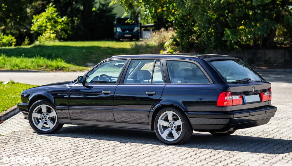 BMW Seria 5 - 16