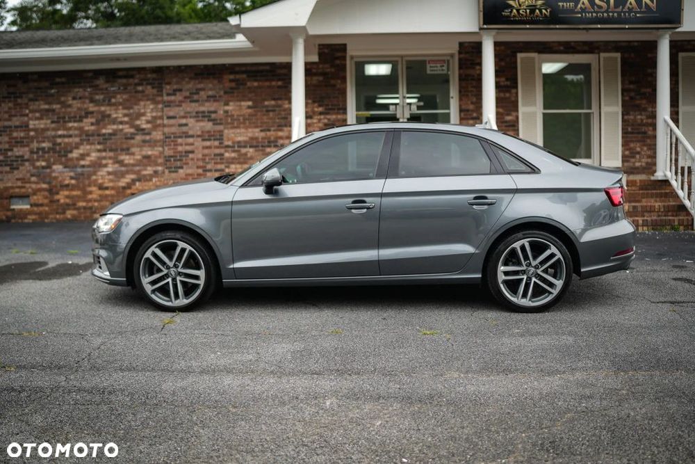 Audi A3 Limousine 2.0 TFSI quattro S tronic design - 4