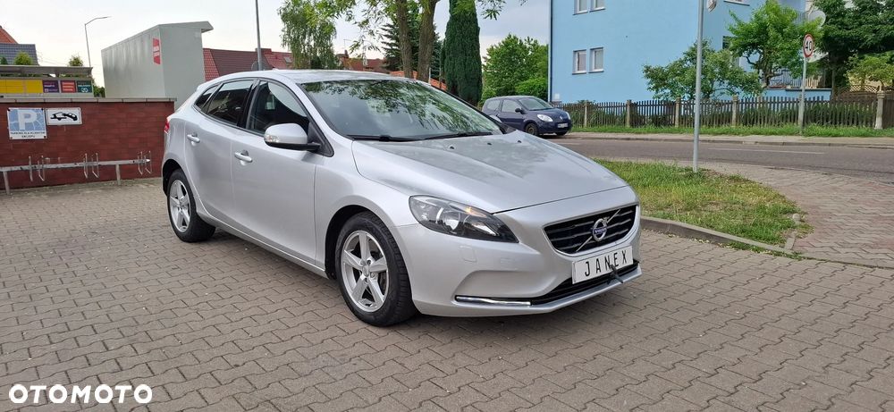 Volvo V40 D2 Geartronic Summum - 3