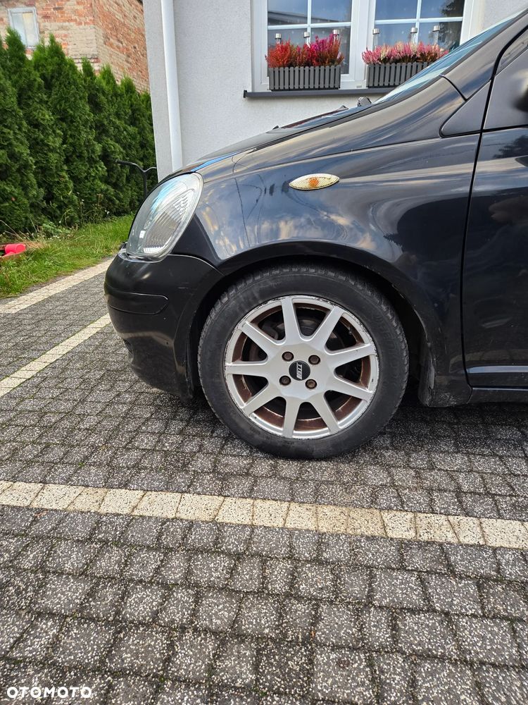 Toyota Yaris 1.3 VVT-i Sol - 6