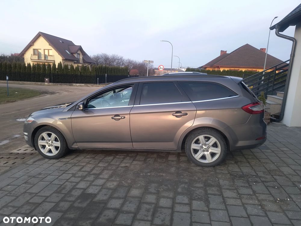 Ford Mondeo - 4