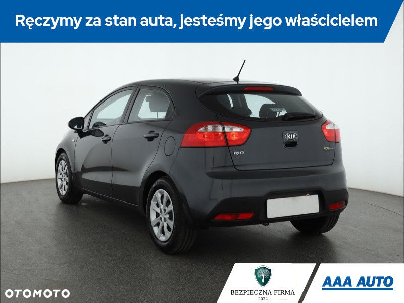 Kia Rio - 5