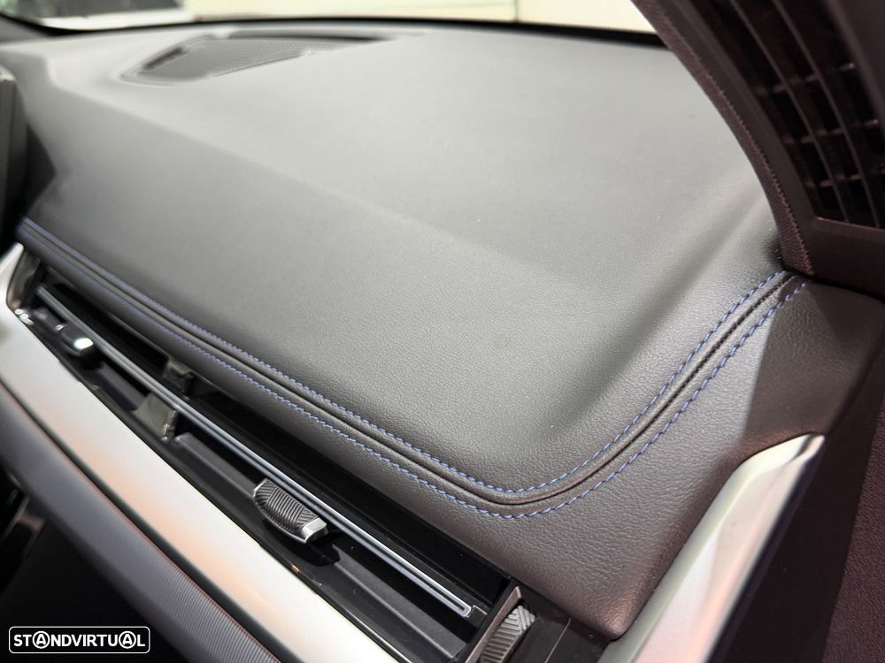 BMW iX1 xDrive30 Pack Desportivo M Pro - 41