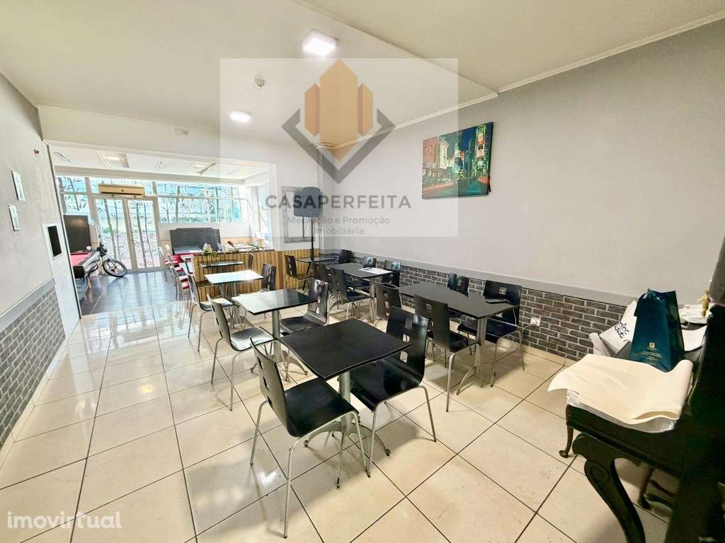 Moradia T3 com Terraço e Restaurante em Funcionamento - Madalena - Grande imagem: 3/29