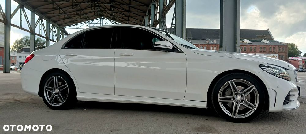 Mercedes-Benz Klasa C 180 d 9G-TRONIC AMG Line - 10