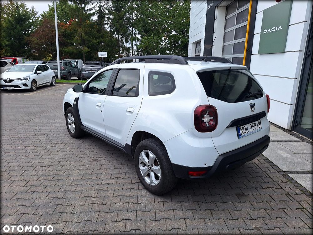 Dacia Duster 1.6 SCe Ambiance S&S - 4