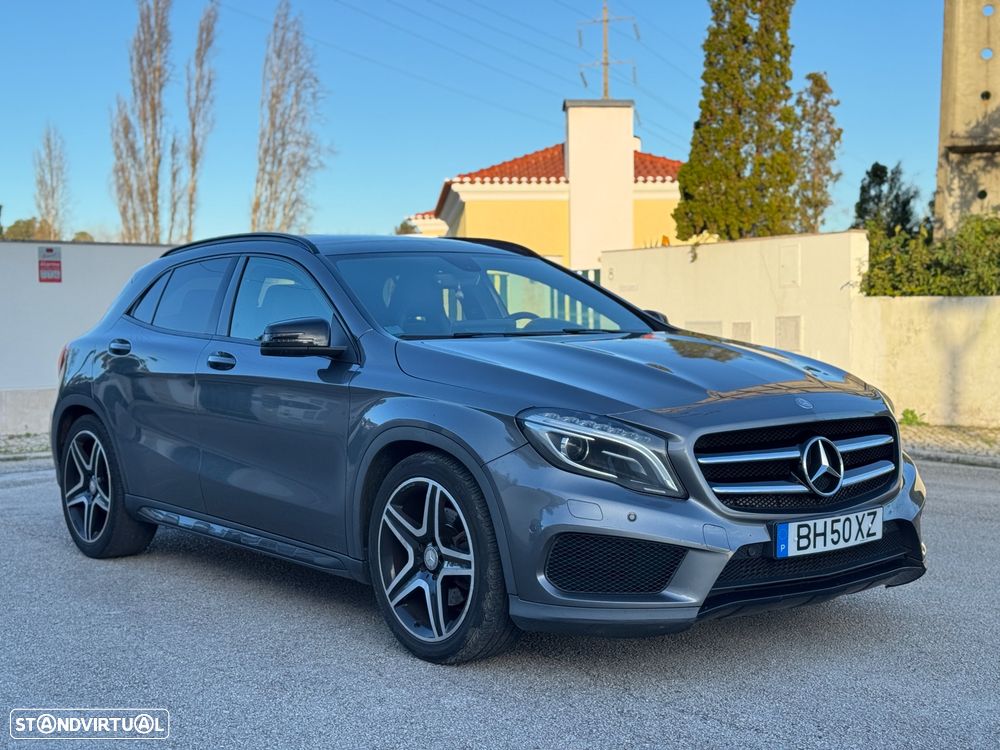 Mercedes-Benz GLA 220 CDi AMG Line - 3