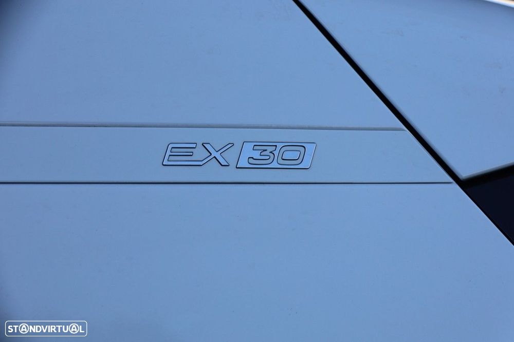 Volvo EX30 69 kWh Single Motor Extended Range Core - 31