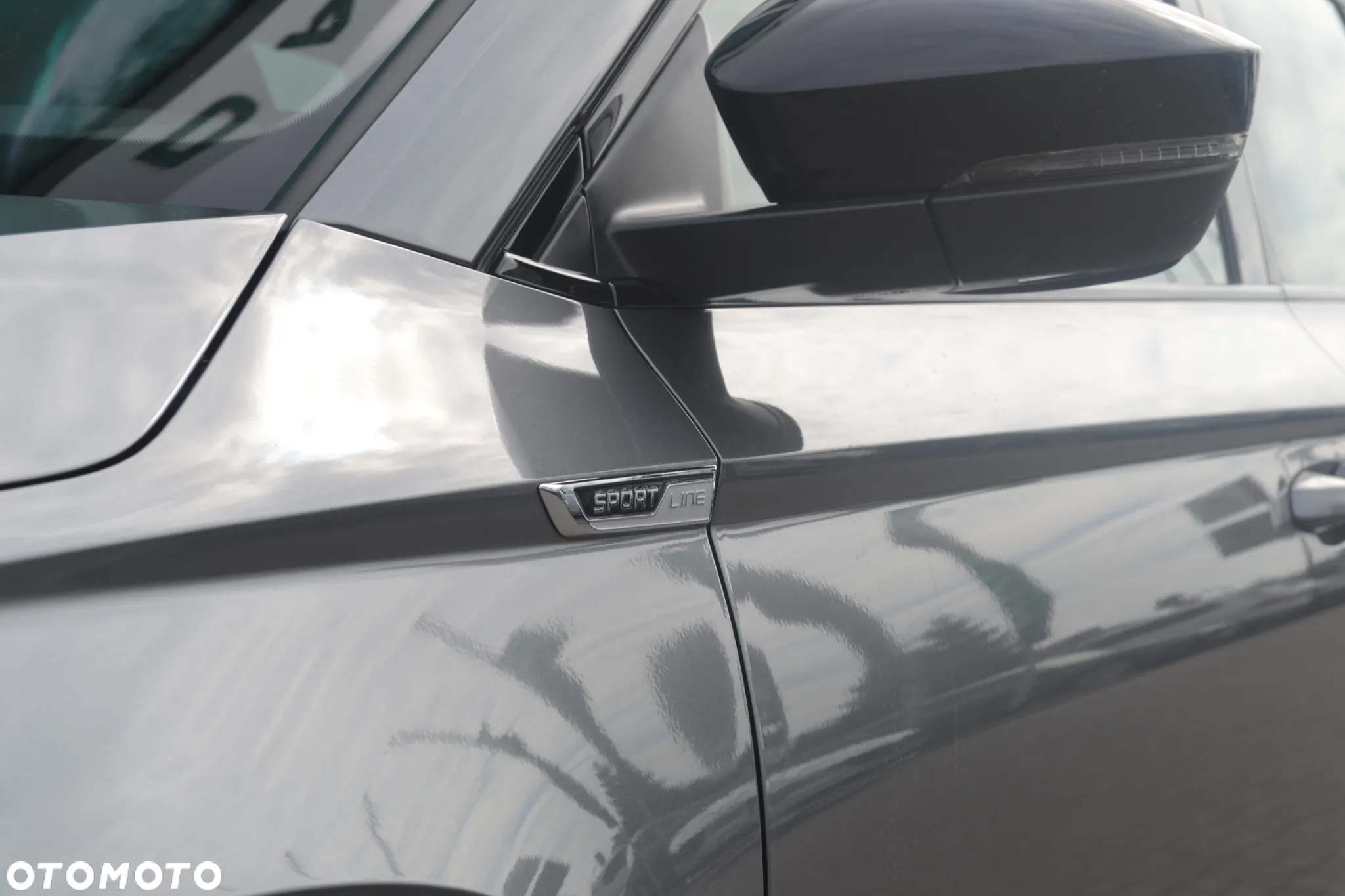 Skoda Karoq 1.5 TSI ACT Sportline DSG - 6