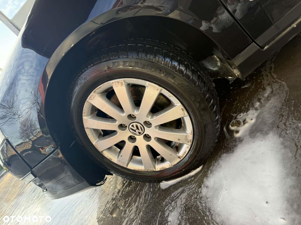 Volkswagen Passat - 12