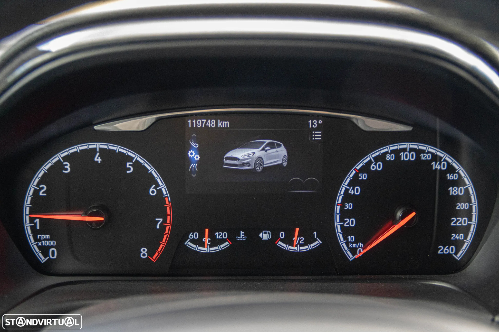 Ford Fiesta 1.5 EcoBoost S&S ST - 13