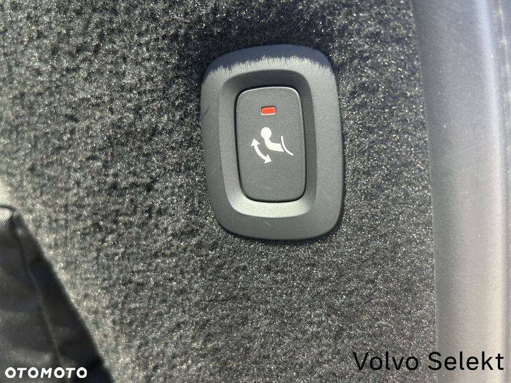 Volvo XC 90 - 31