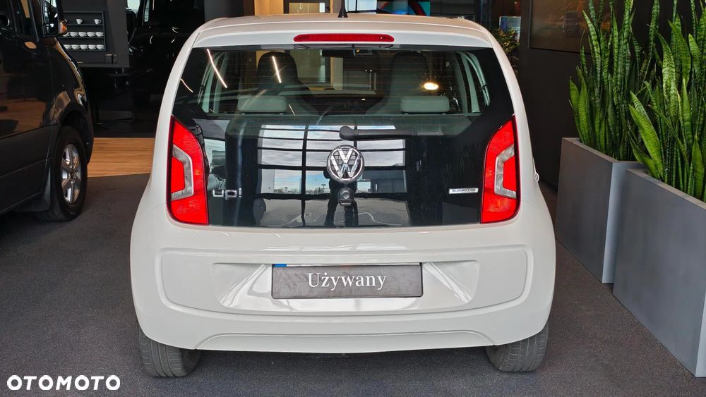 Volkswagen up! BlueMotion Technology move - 6
