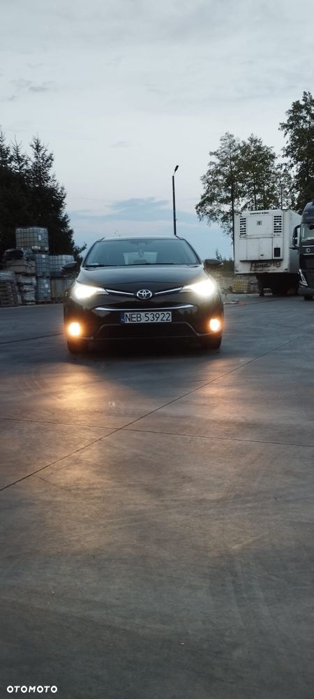 Toyota Avensis 2016