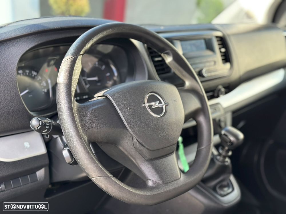 Opel Vivaro 2.0 CDTi L2H1 - 12