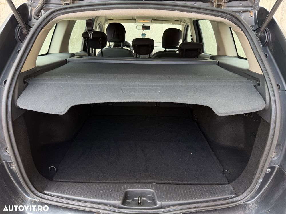 Dacia Logan 0.9 90CP Laureate - 19