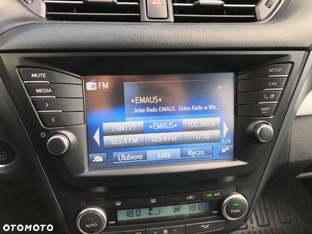 Toyota Avensis - 20