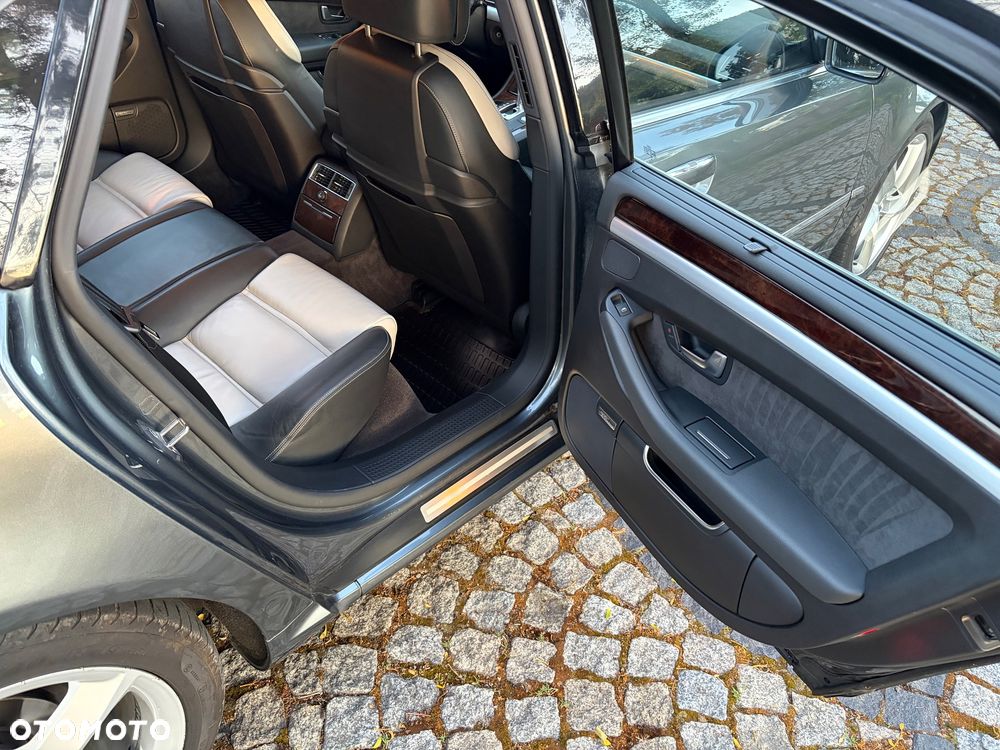 Audi A8 - 13