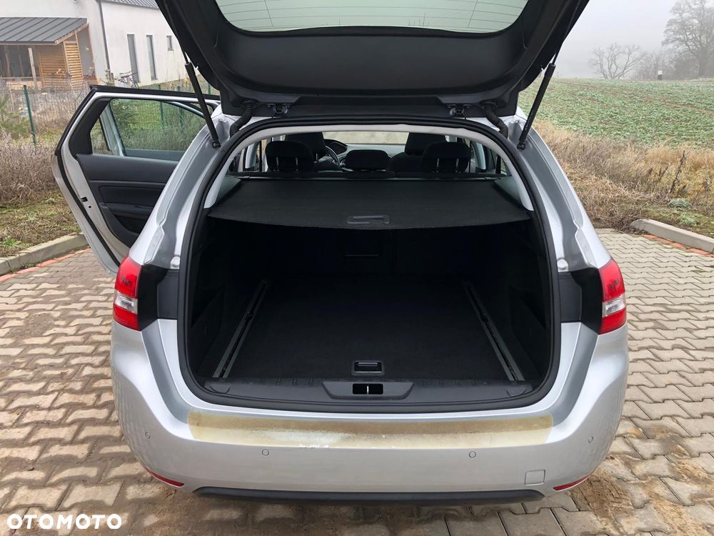 Peugeot 308 BlueHDi 120 Stop & Start Winter Edition - 13